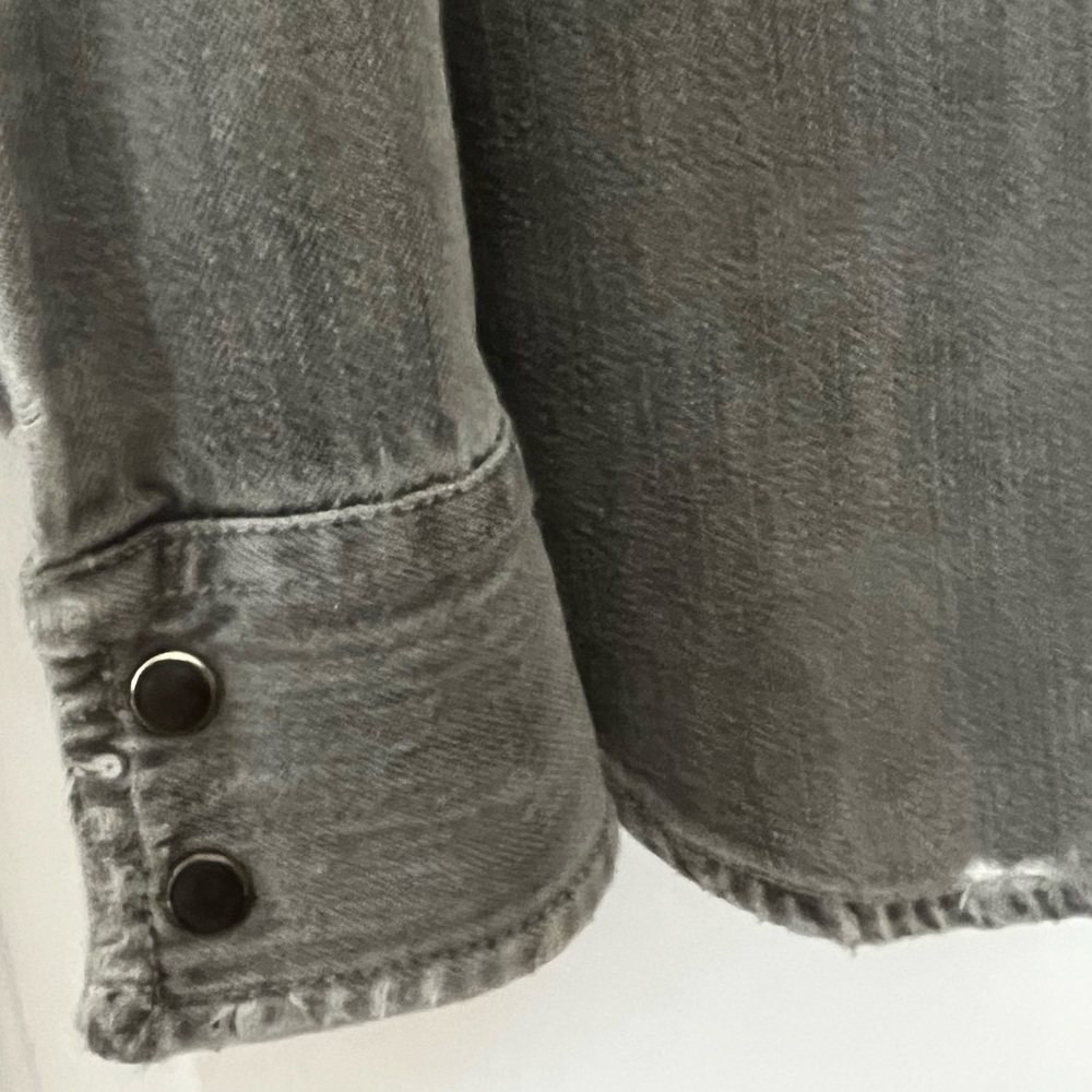 Vintage Levi's Two Horse Men's Gray Denim Western Pearl Snap Shirt, Size S - Picture 7 of 15
